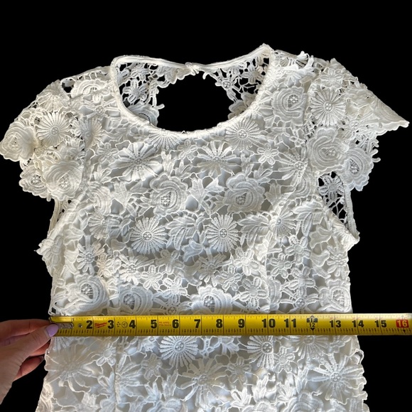 Lulus Crochet Open Back Dress Size M - Picture 4 of 7
